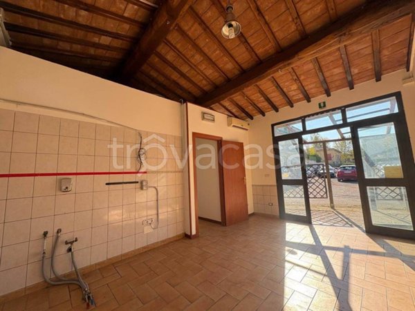 negozio in affitto a Castelfiorentino