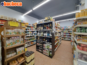 negozio in affitto a Cerreto Guidi in zona Bassa