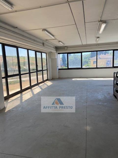 negozio in affitto a Cerreto Guidi in zona San Zio