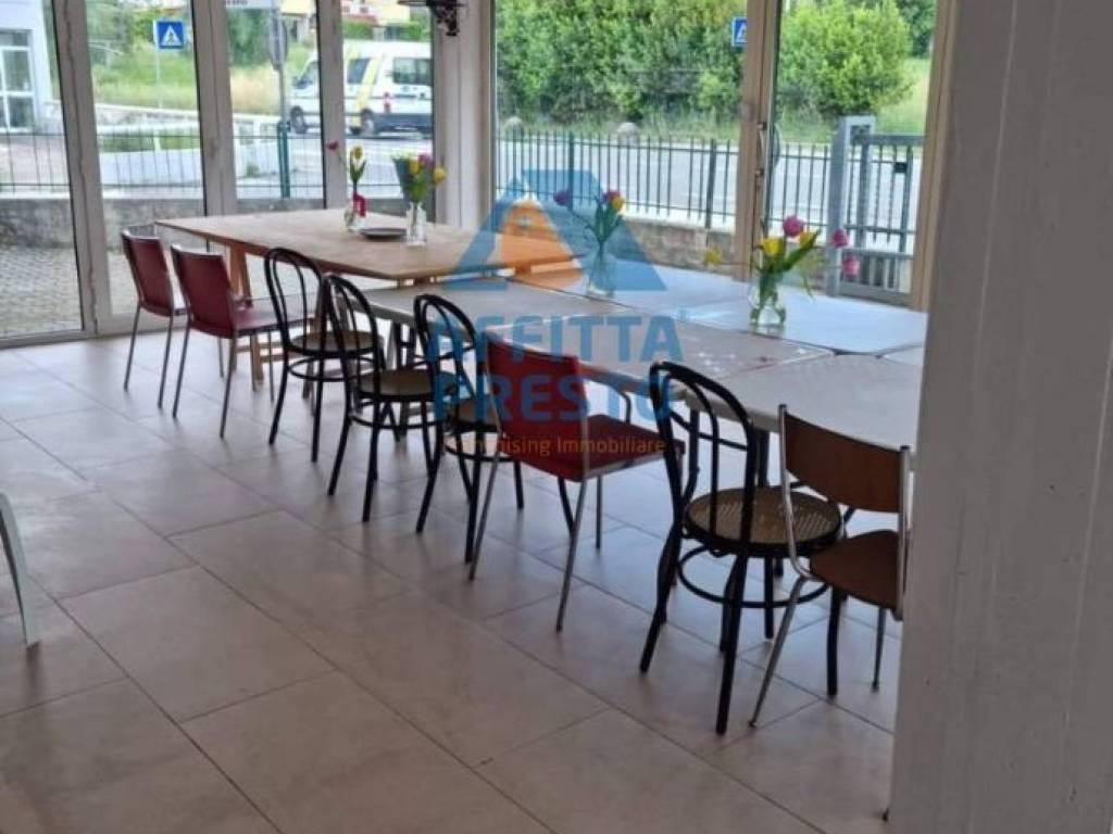 negozio in affitto a Cerreto Guidi in zona Ripoli