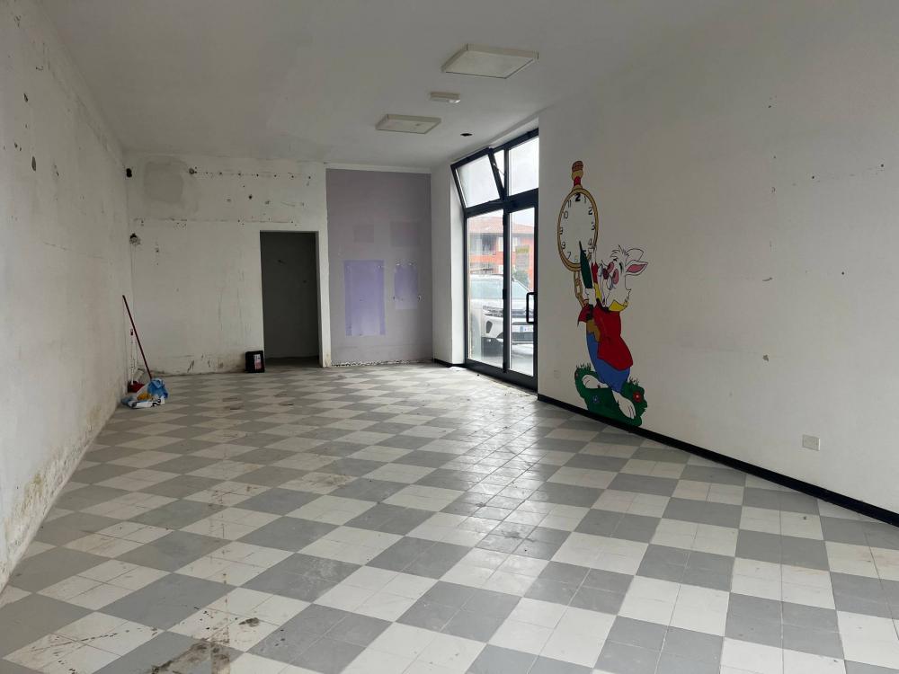 locale commerciale in affitto a Cerreto Guidi in zona Stabbia