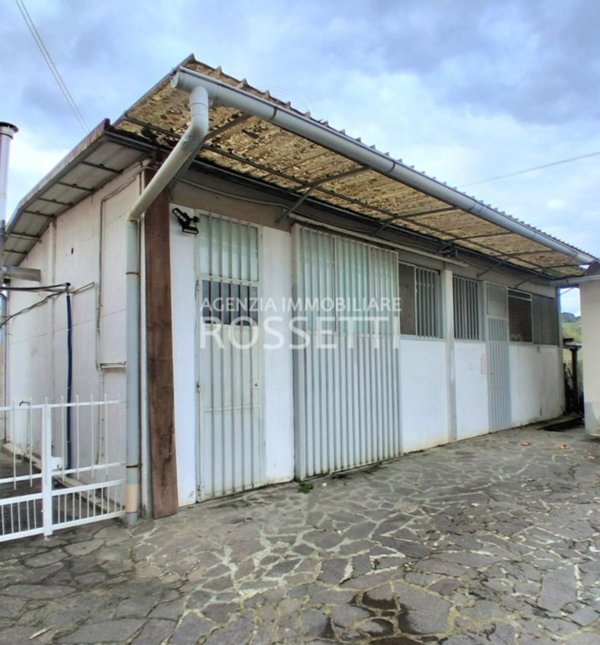 negozio in affitto a Cerreto Guidi in zona Bassa