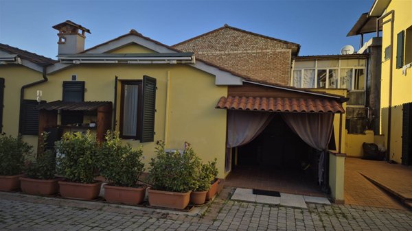 appartamento in affitto a Cerreto Guidi in zona Stabbia