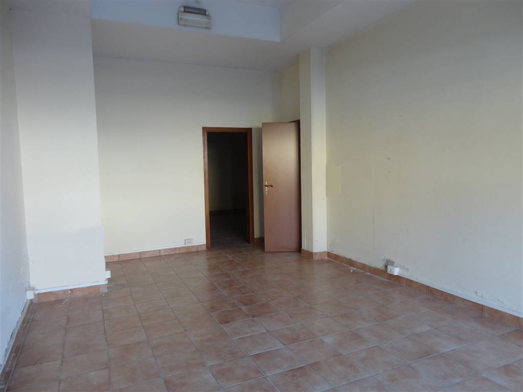 negozio in affitto a Certaldo