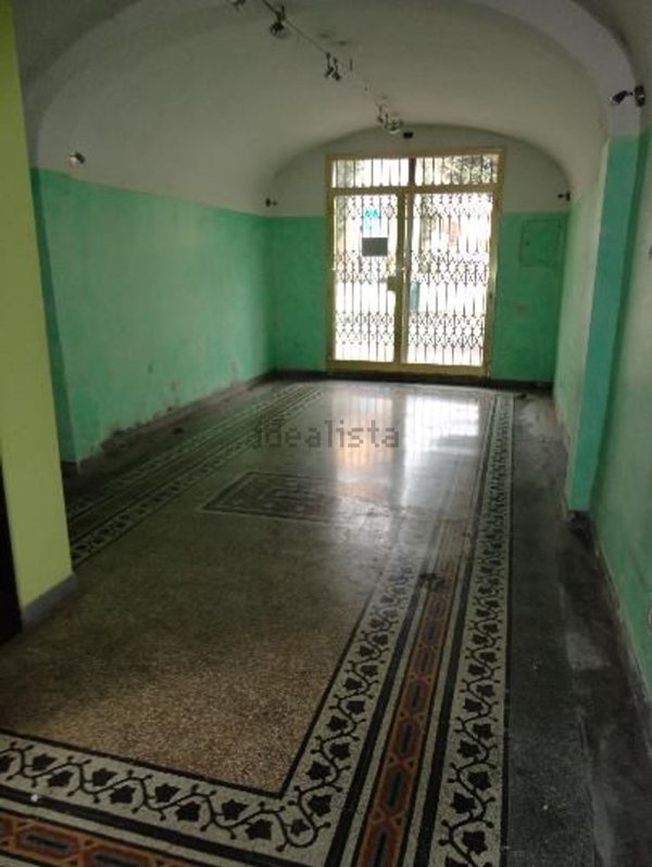 locale commerciale in affitto a Certaldo