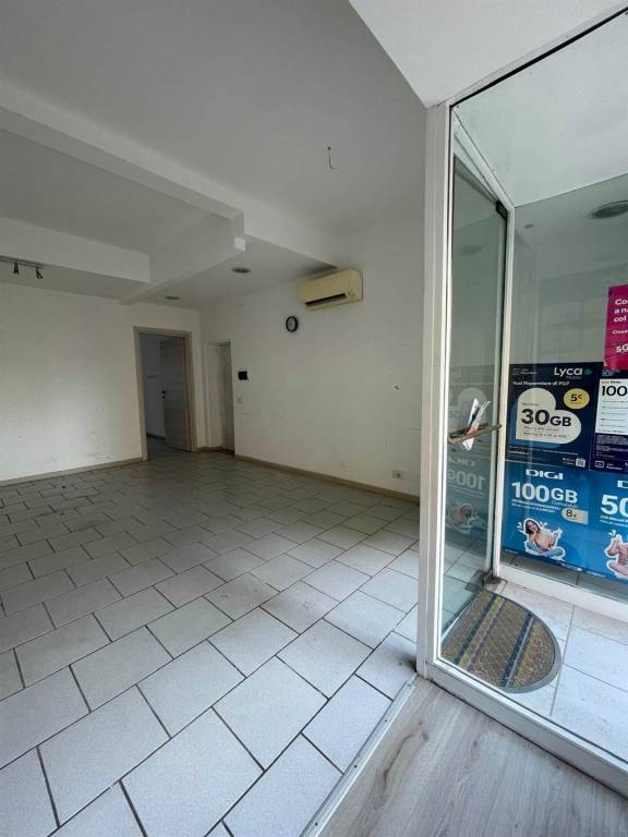negozio in affitto a Certaldo