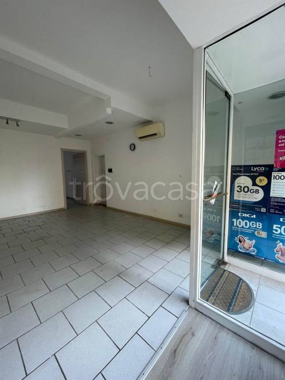 negozio in affitto a Certaldo