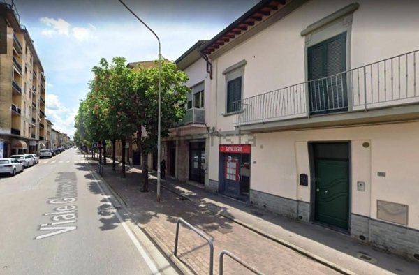 locale di sgombero in affitto a Certaldo