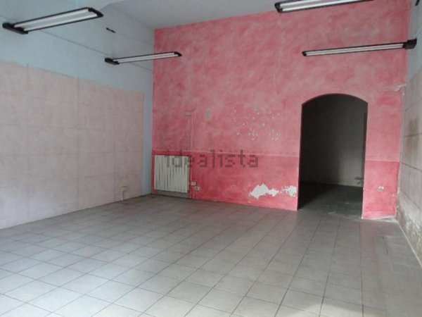 locale commerciale in affitto a Certaldo