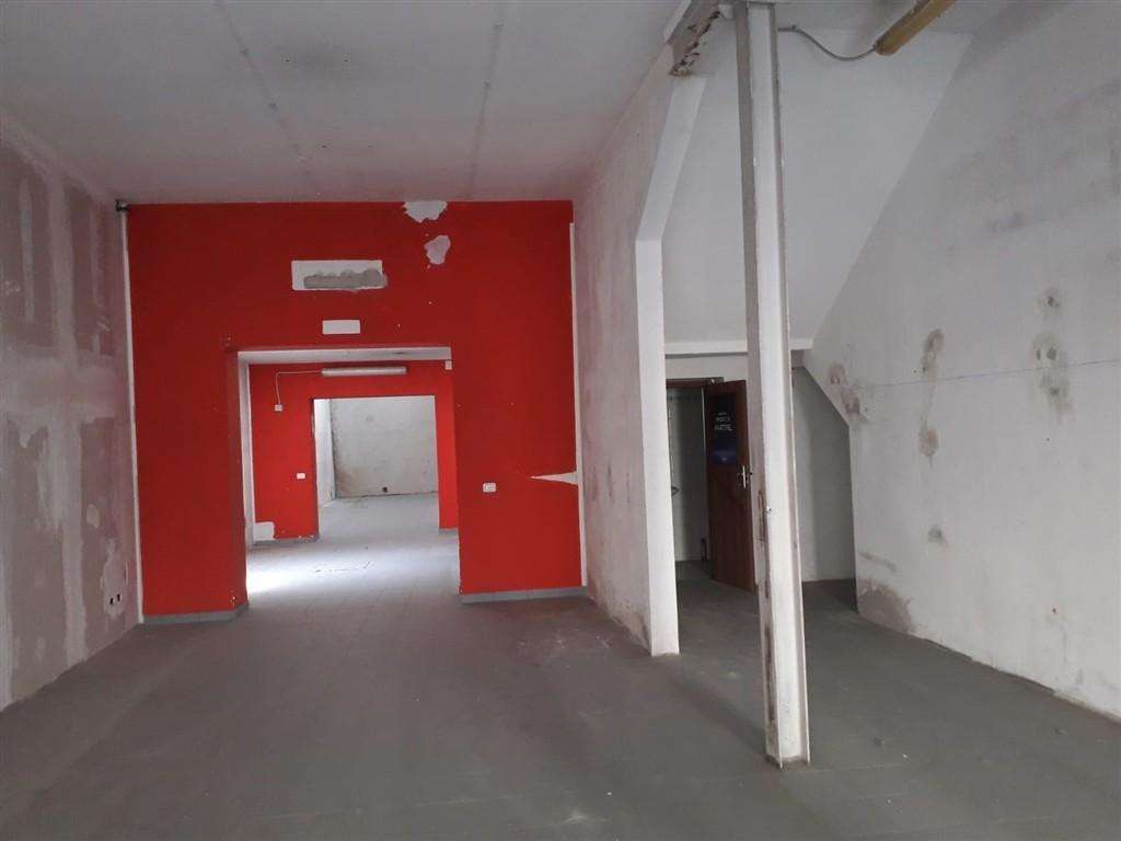 locale commerciale in affitto ad Empoli in zona Centro Storico