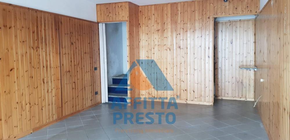 negozio in affitto ad Empoli in zona Centro Storico