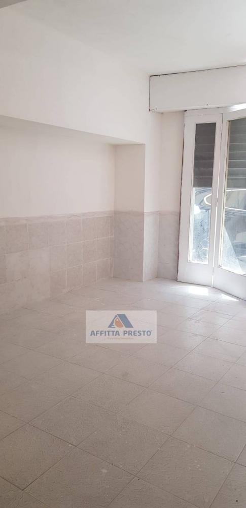 negozio in affitto ad Empoli in zona Centro Storico