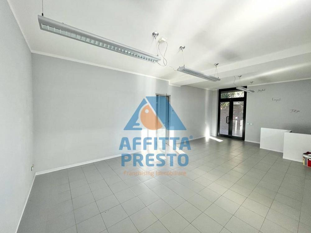 ufficio in affitto ad Empoli in zona Ponzano