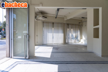 negozio in affitto ad Empoli