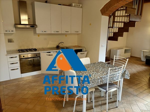 casa indipendente in affitto ad Empoli in zona Cortenuova