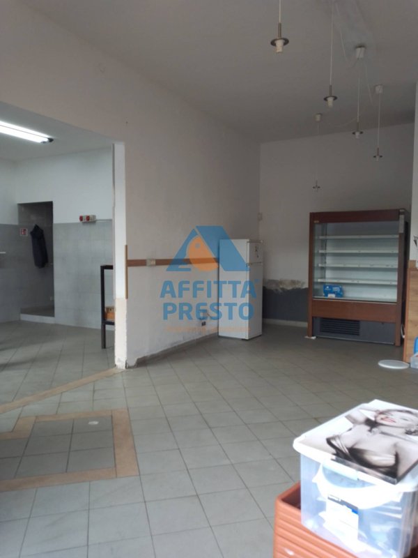 negozio in affitto ad Empoli in zona Centro Storico