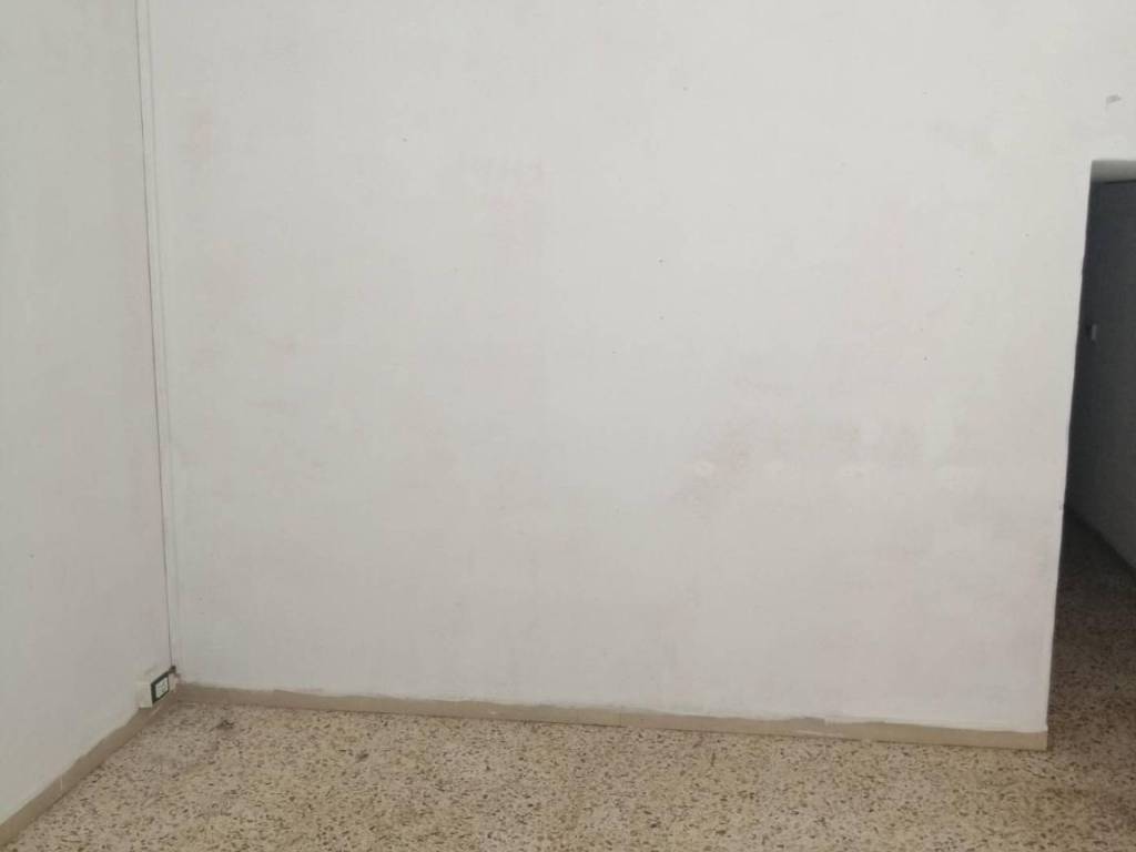 negozio in affitto ad Empoli in zona Centro Storico
