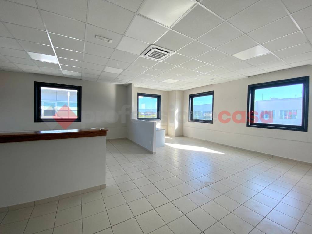ufficio in affitto ad Empoli in zona Marcignana