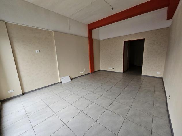 negozio in affitto ad Empoli
