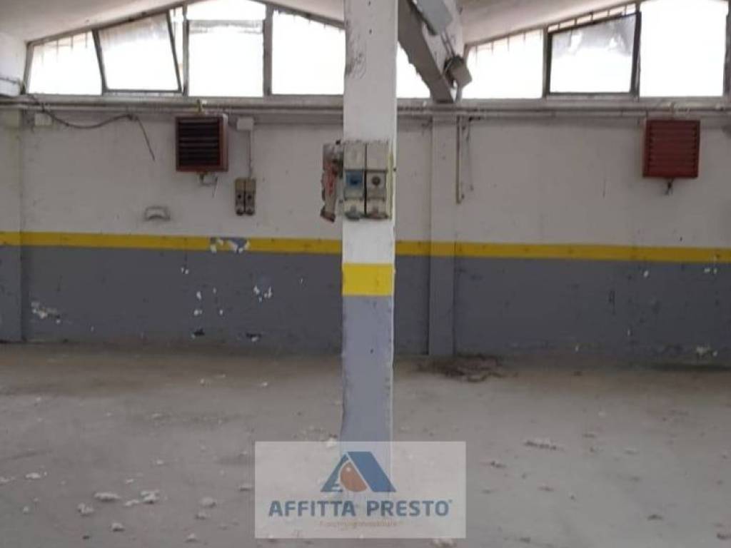 negozio in affitto ad Empoli