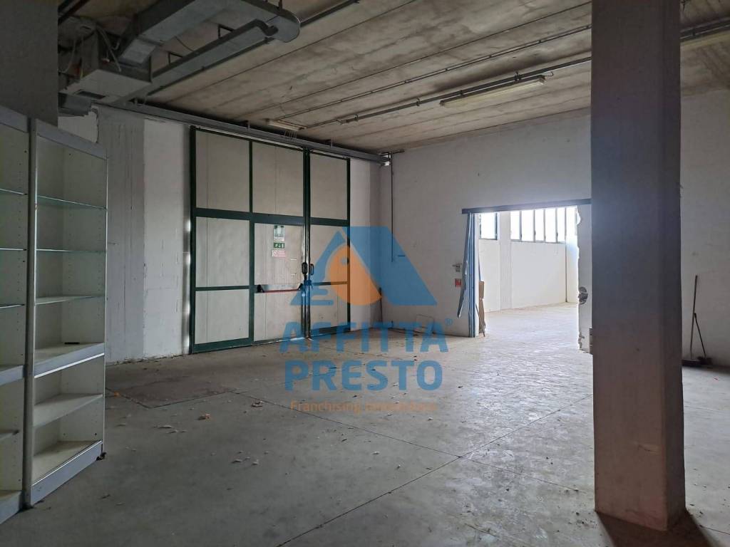 negozio in affitto ad Empoli