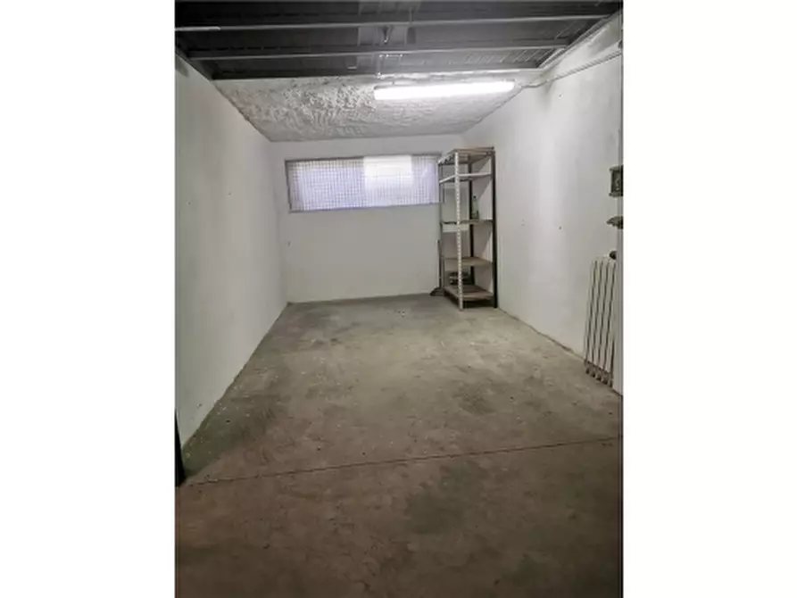 negozio in affitto ad Empoli