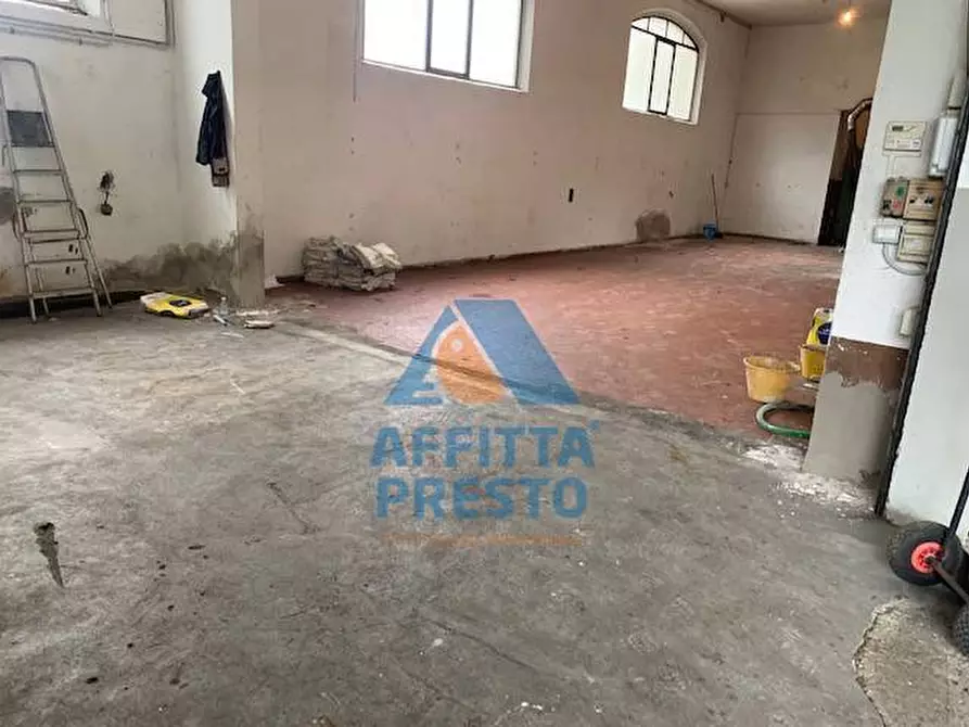 locale commerciale in affitto ad Empoli