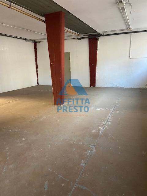 locale di sgombero in affitto ad Empoli