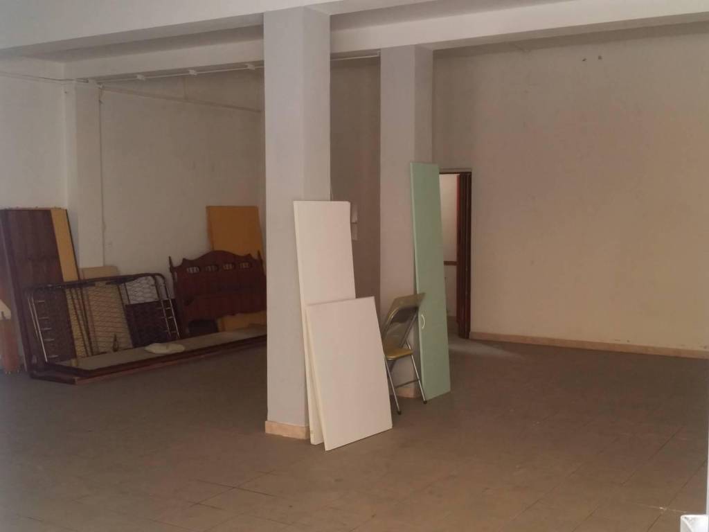 negozio in affitto ad Empoli