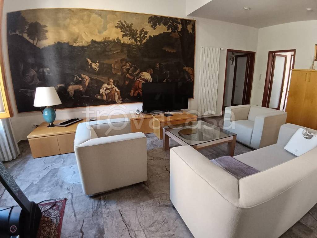 appartamento in affitto ad Empoli in zona Centro Storico