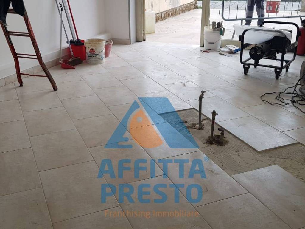 negozio in affitto ad Empoli