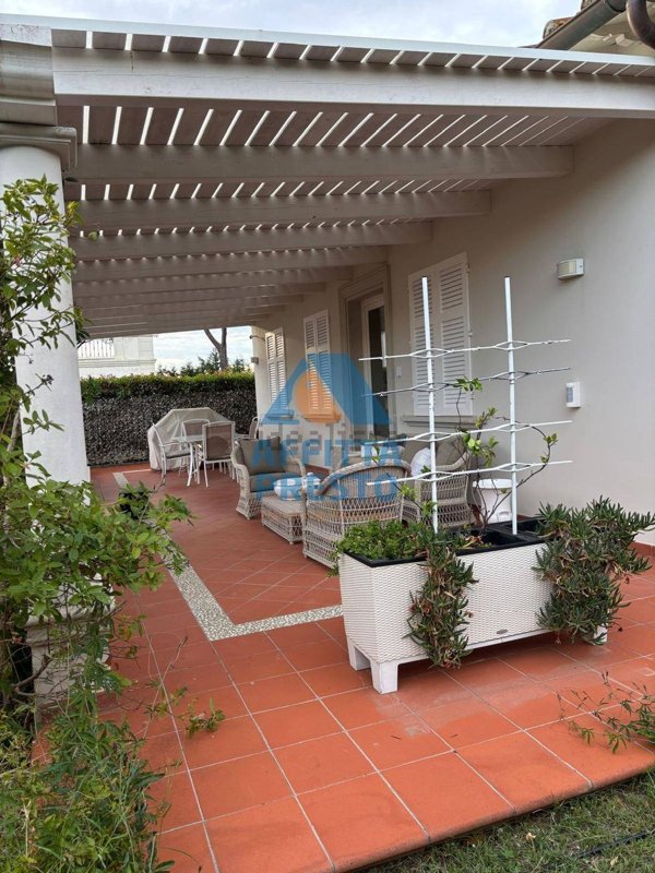 casa indipendente in affitto ad Empoli