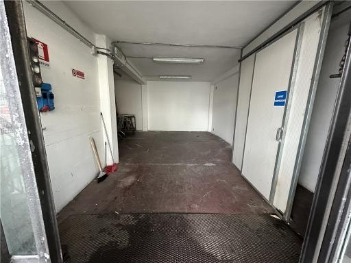 negozio in affitto ad Empoli