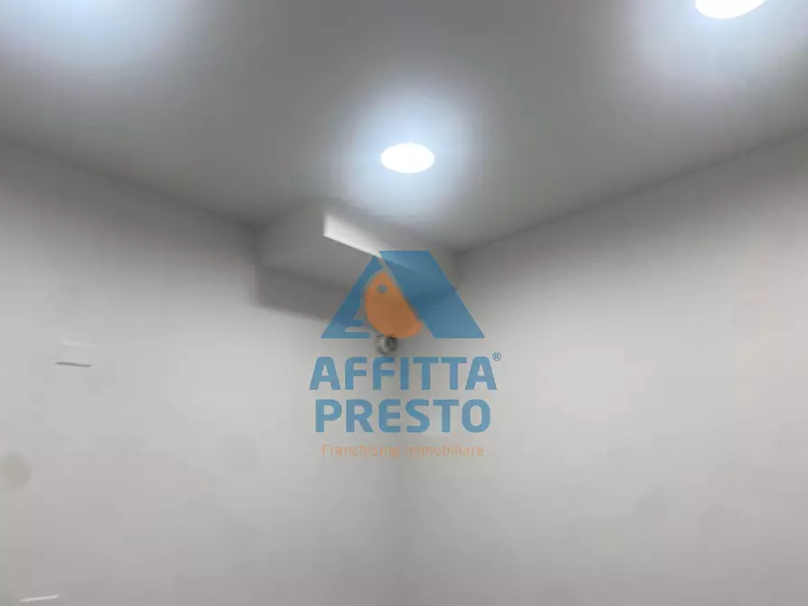 negozio in affitto ad Empoli