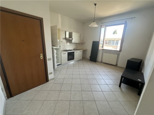 appartamento in affitto ad Empoli in zona Carraia
