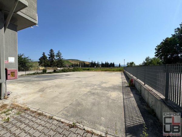 capannone in affitto ad Empoli in zona Marcignana