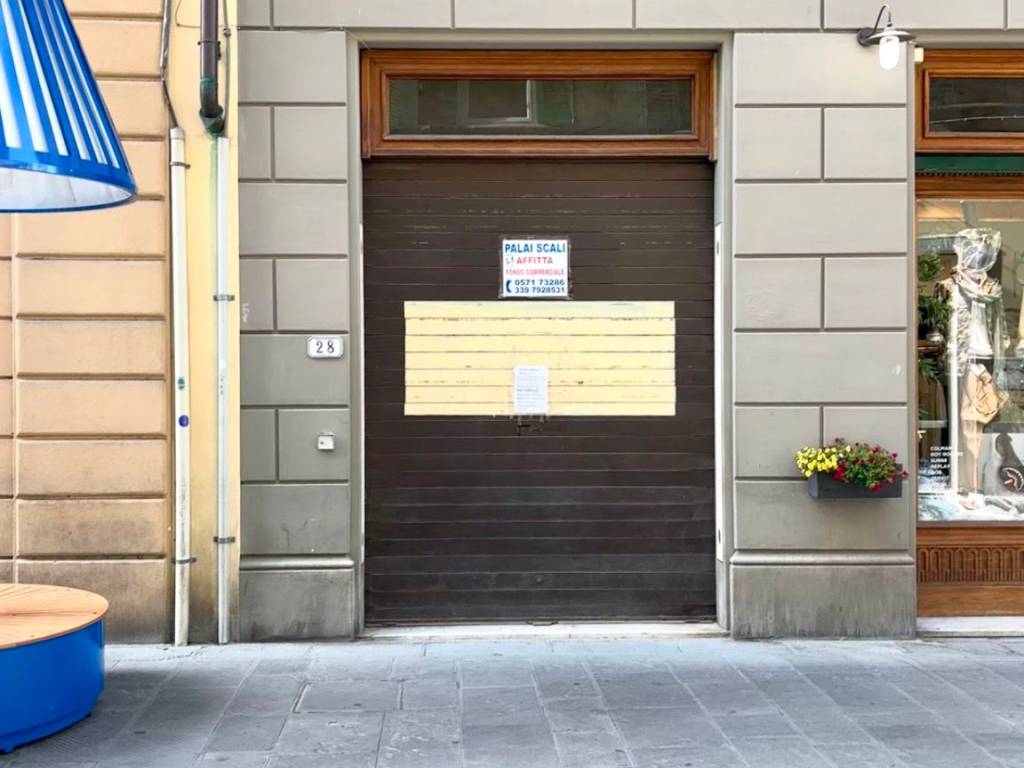 negozio in affitto ad Empoli in zona Centro Storico