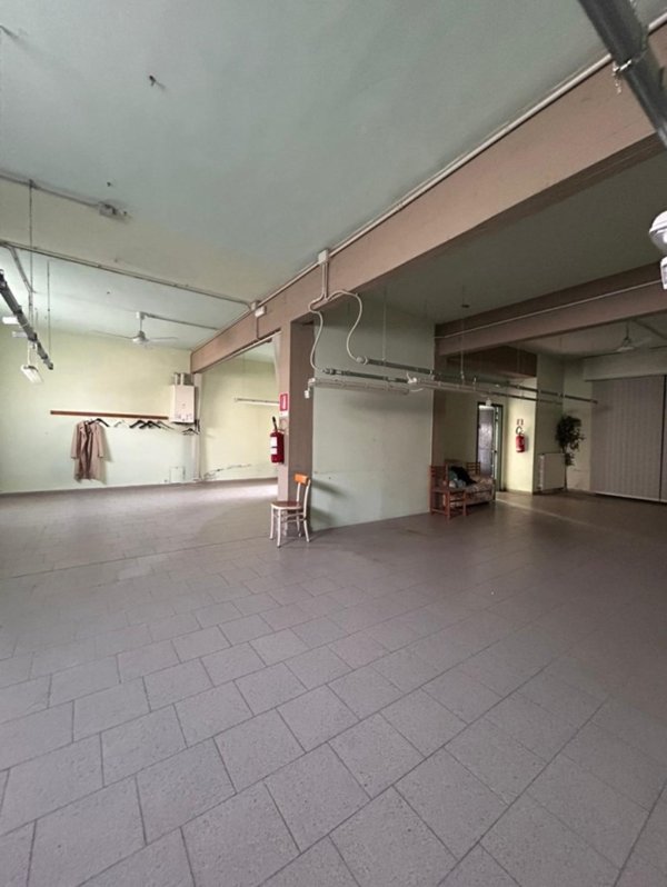 negozio in affitto ad Empoli