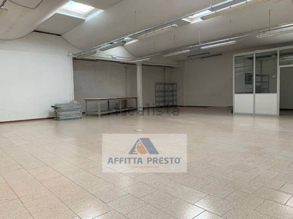 locale di sgombero in affitto ad Empoli