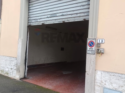 negozio in affitto ad Empoli in zona Centro Storico