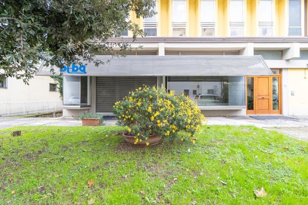 locale commerciale in affitto ad Empoli