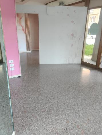 locale commerciale in affitto ad Empoli
