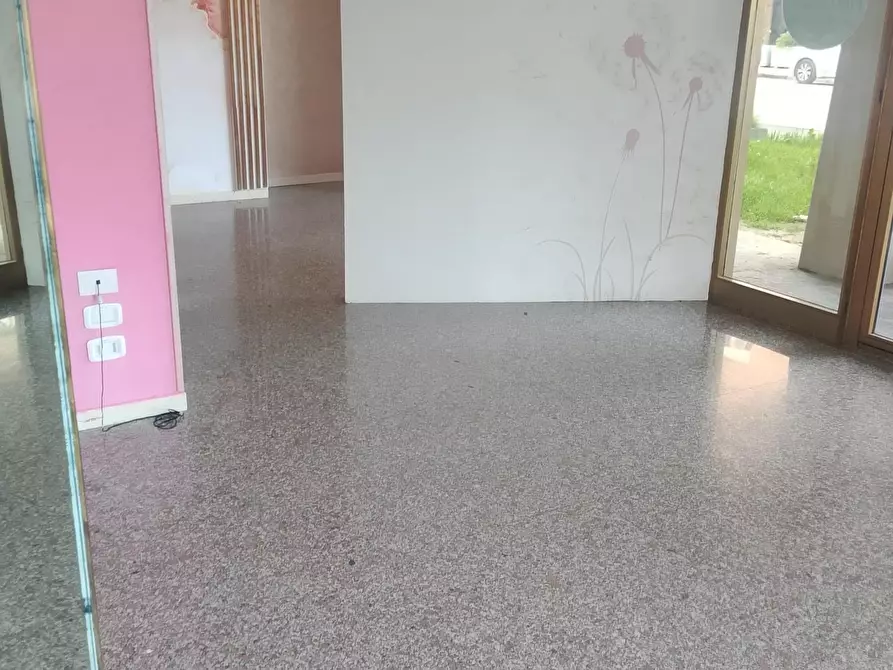locale commerciale in affitto ad Empoli