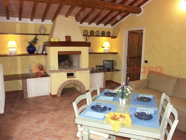 casa indipendente in affitto ad Empoli