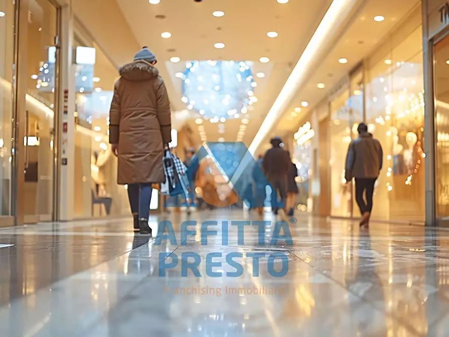 negozio in affitto ad Empoli