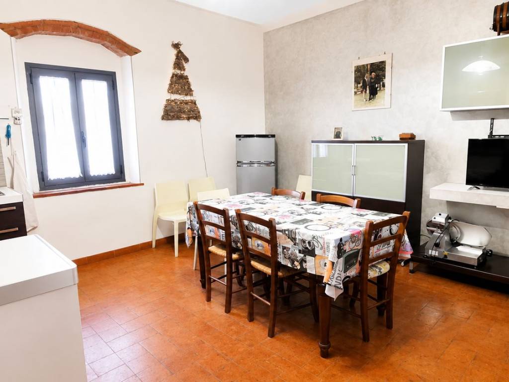 appartamento in affitto ad Empoli in zona Pozzale