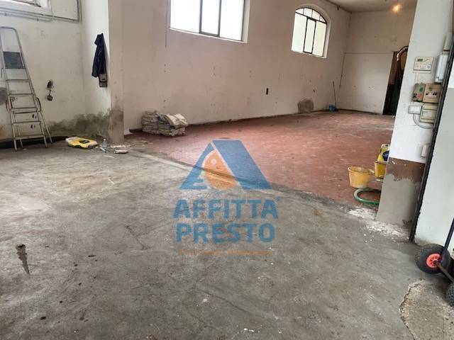 locale commerciale in affitto ad Empoli