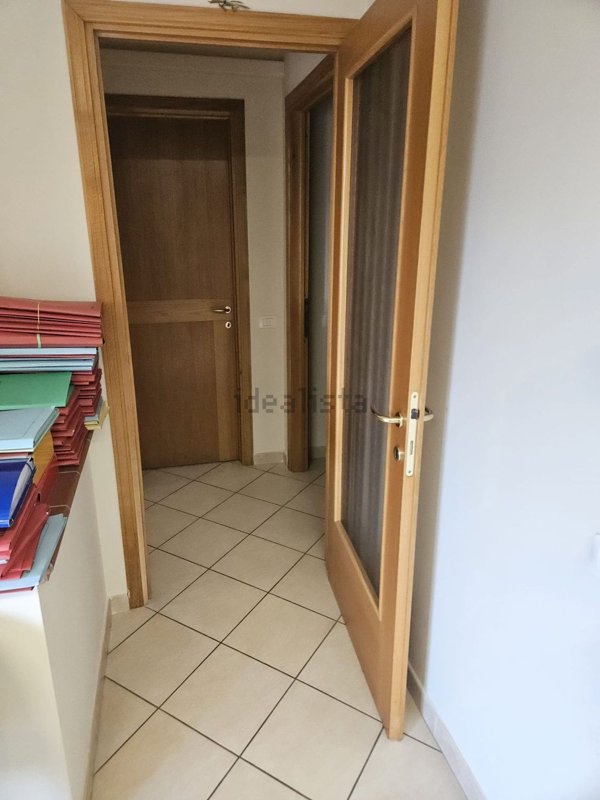 ufficio in affitto ad Empoli in zona Avane
