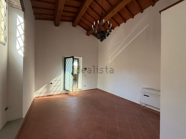 locale di sgombero in affitto a Fiesole