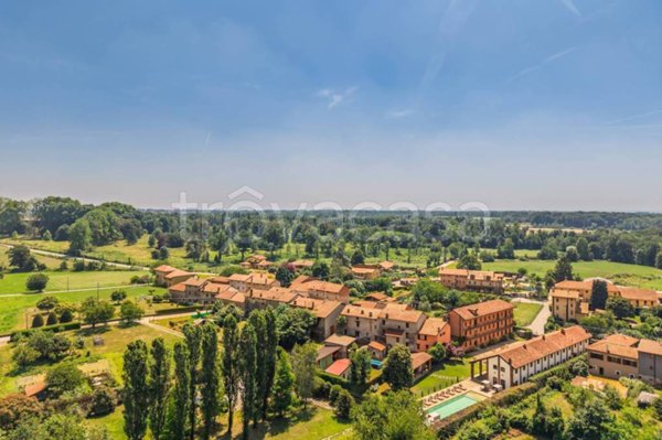 casa indipendente in affitto ad Agrate Conturbia in zona Conturbia